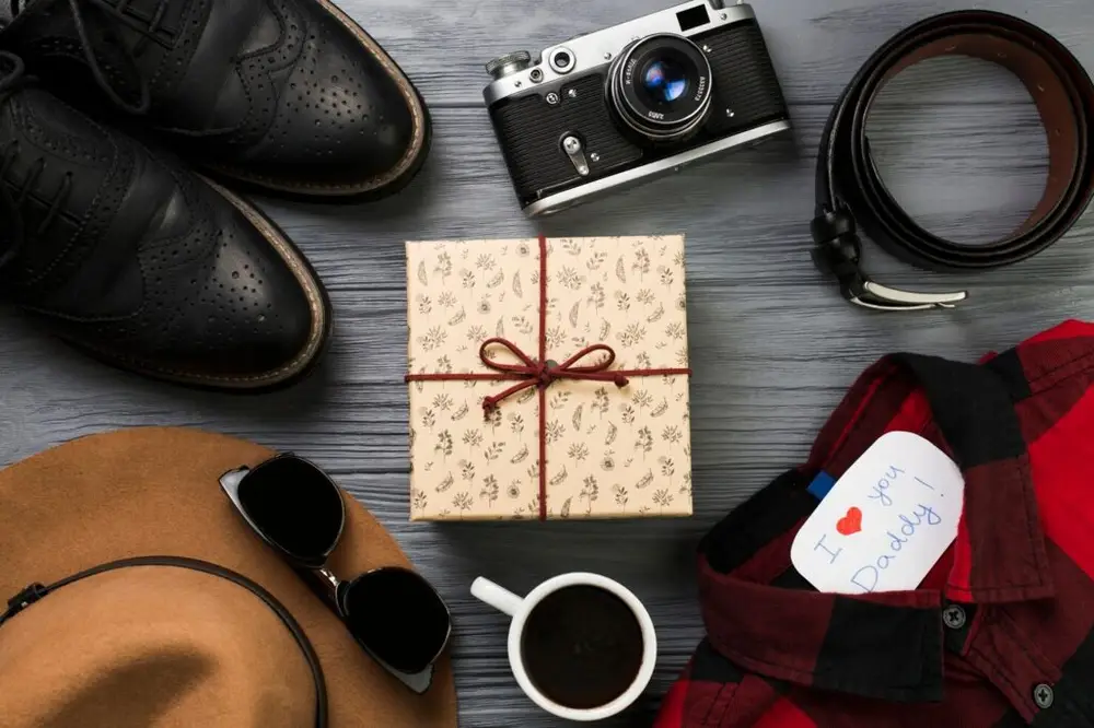 Gifts for older travelers