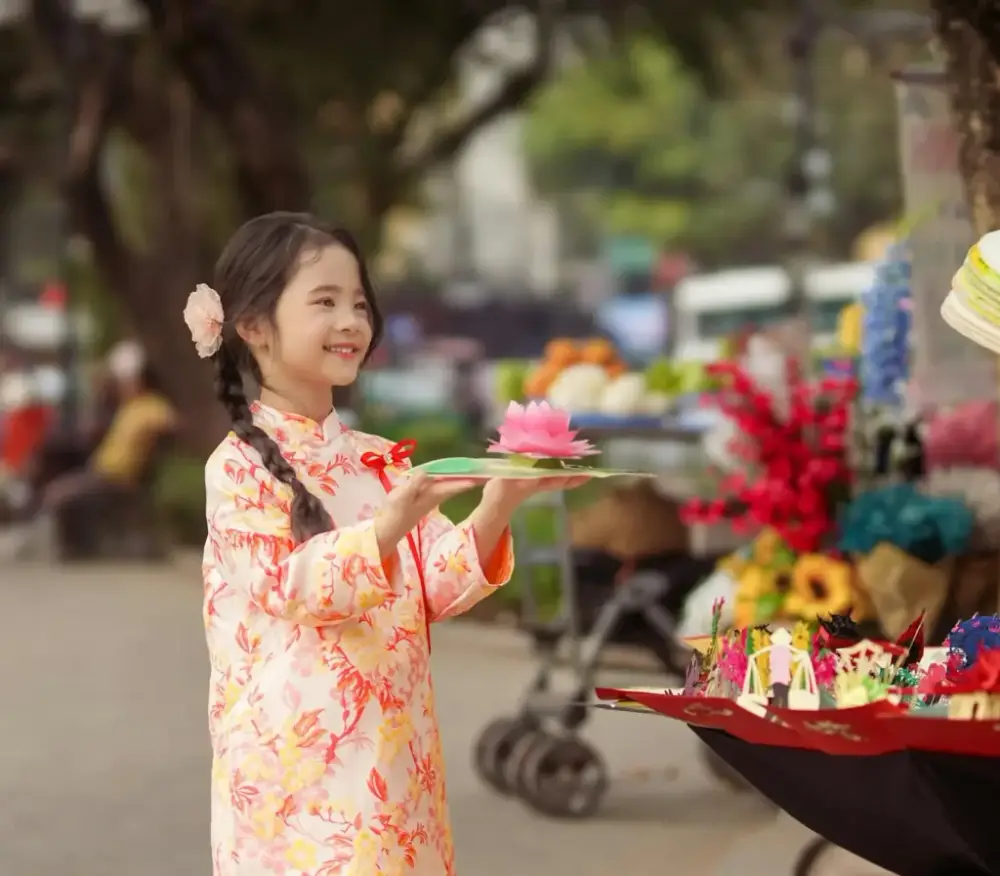 Senior-friendly assistance in Hanoi, Vietnam